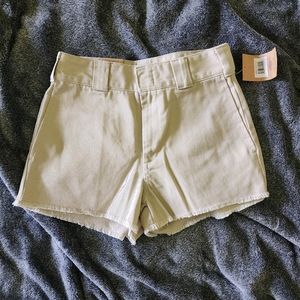 Frayed high waisted work khaki shorts
